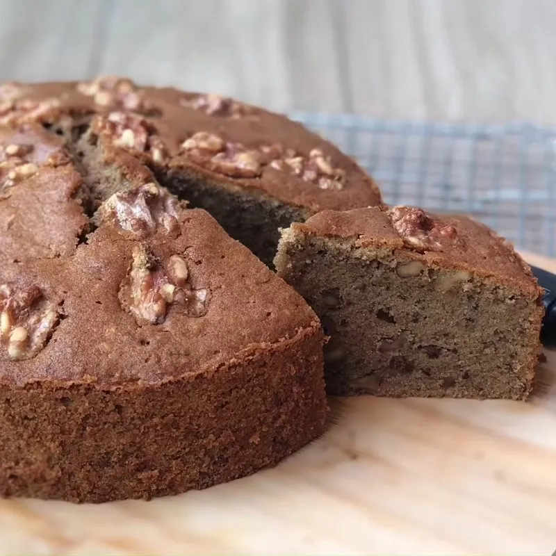 Khám phá cách làm bánh brownie hạt óc chó cà phê DIKEDO thơm ngon, mềm ẩm với sự kết hợp hoàn hảo giữa chocolate, cà phê và hạt óc chó giàu dinh dưỡng.